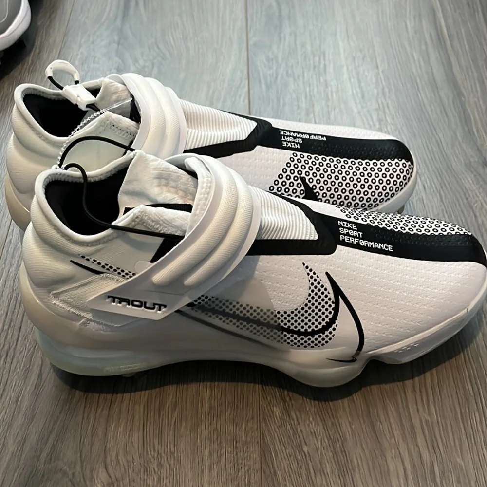 Brand new Nike sport performance Trout 7 MVNJ-856 baseball cleats - Picture 12 of 13